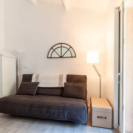 Proche Bord De Saint-cyr سا سيرْ سور مير